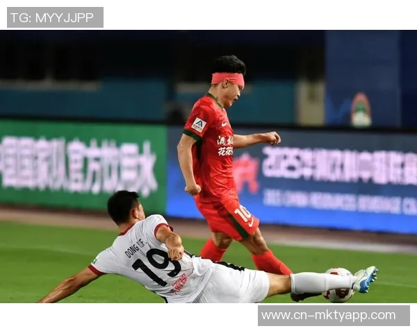 中超球队纷纷掉队竞争力下降引发球迷热议与担忧